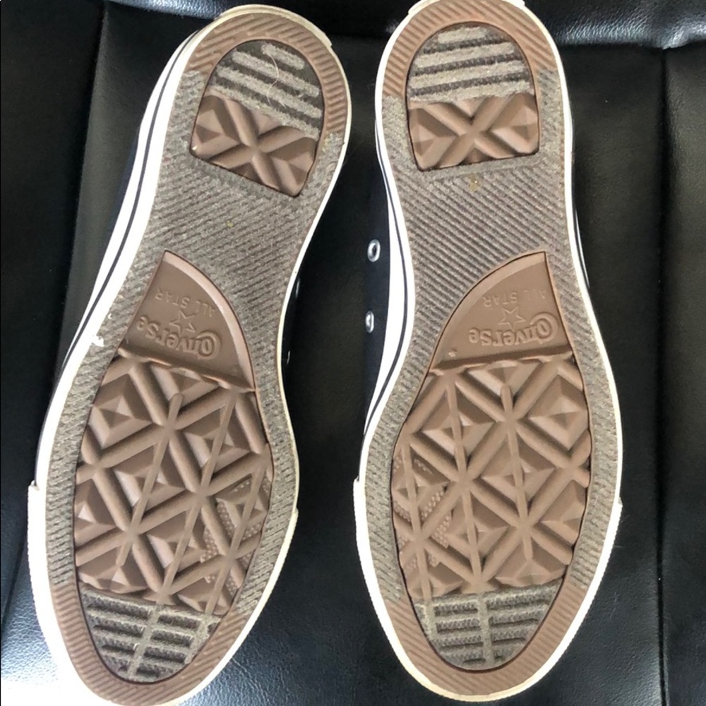Converse! Great Condition, Only Worn Once! Too Big - image 4